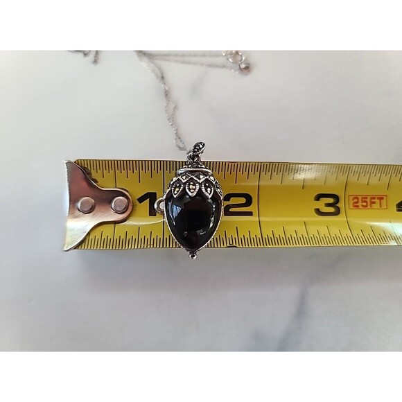 925 Sterling Silver Marcasite Double-Sided MOP & Black Onyx Pendant Necklace - Picture 9 of 10